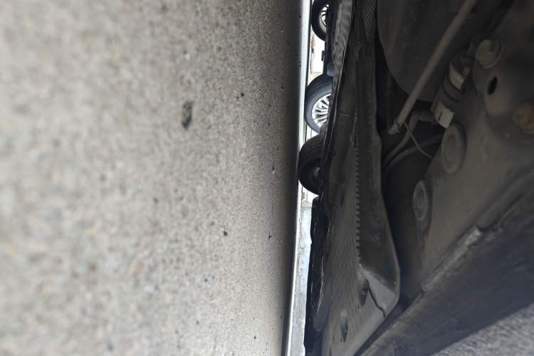 Used Volkswagen Golf 2012 1.6 Manual Comfort Edition Chassis Rear Right