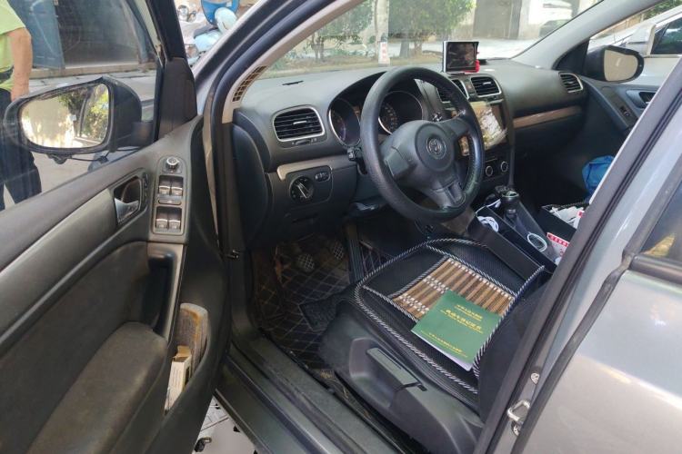 Used Volkswagen Golf 2012 1.6 Manual Fashion Edition Driver Seat