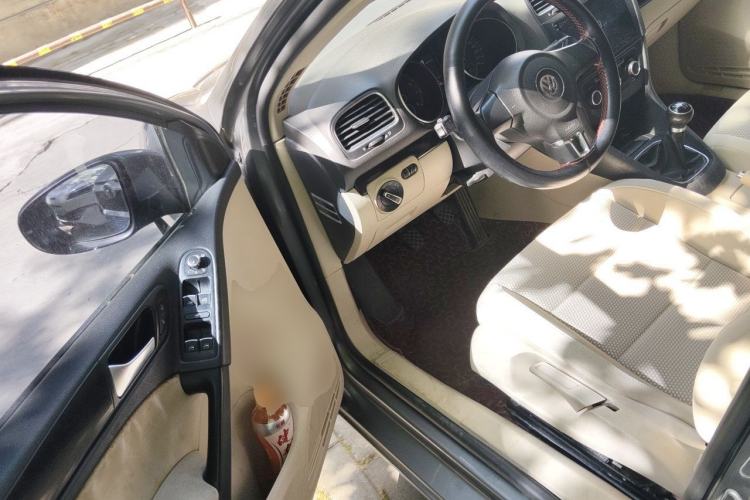 Used Volkswagen Golf 2012 1.6 Manual Comfort Edition Driver Seat