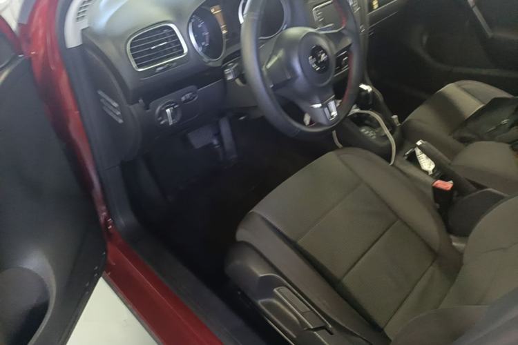 Used Volkswagen Golf 2012 1.4 TSI Automatic Comfort Edition Driver Seat