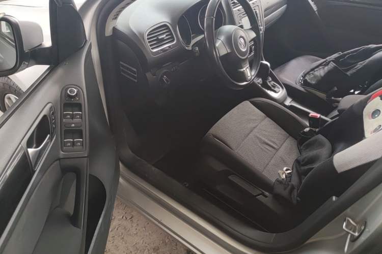 Used Volkswagen Golf 2012 1.6L Automatic Comfort Model Driver Seat