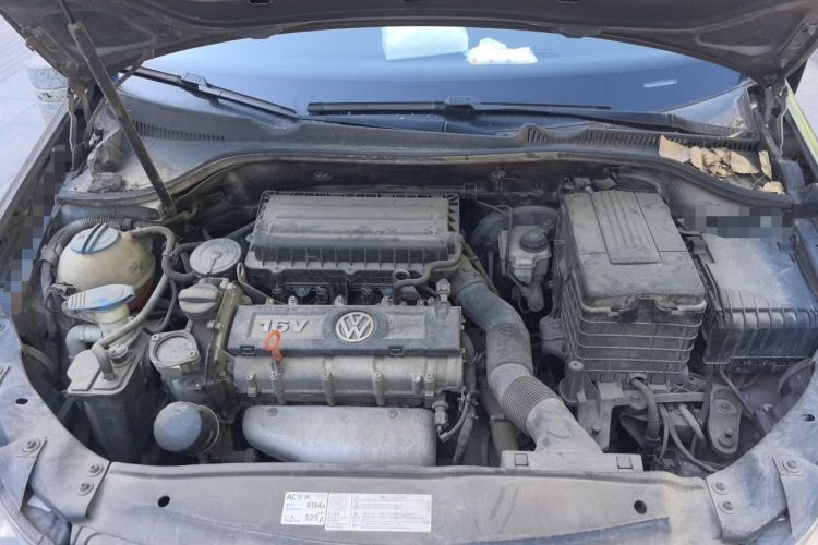Used Volkswagen Golf 2012 1.6 Manual Comfort Edition Engine Bay