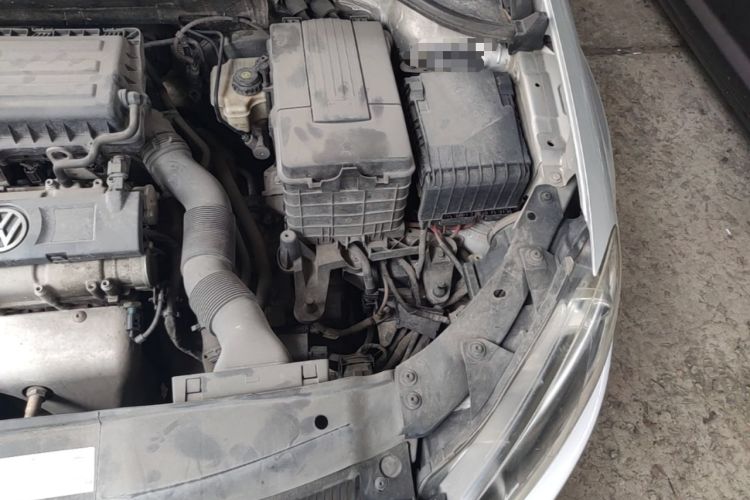 Used Volkswagen Golf 2012 1.6L Automatic Comfort Model Engine Bay Left