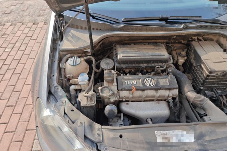 Used Volkswagen Golf 2012 1.6 Manual Fashion Edition Engine Bay Right
