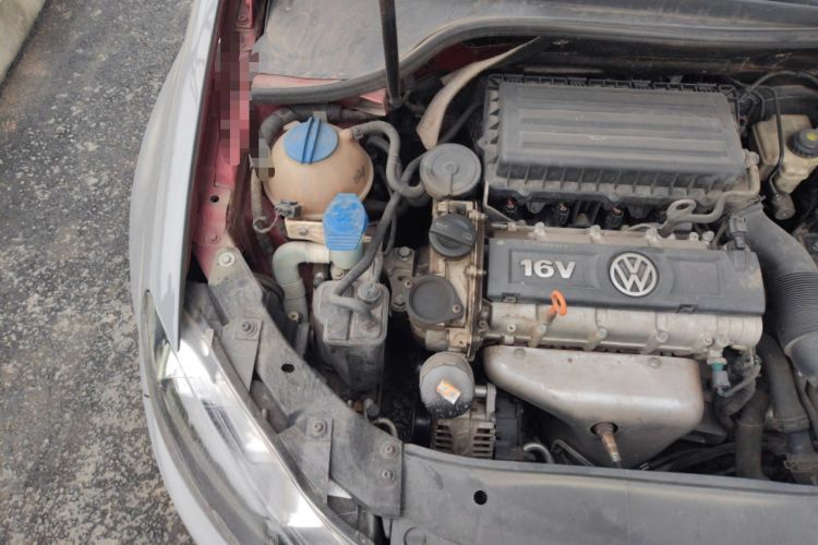Used Volkswagen Golf 2012 1.6L Automatic Comfort Model Engine Bay Right