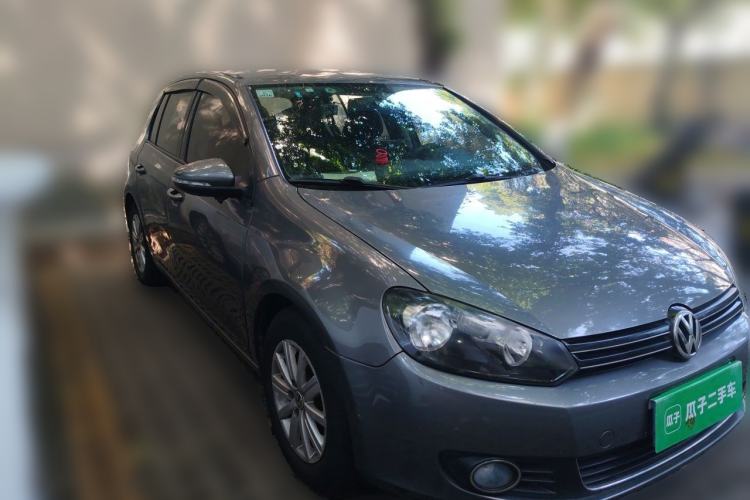 Used Volkswagen Golf 2012 1.6 Manual Fashion Edition Front Right 45 Deg