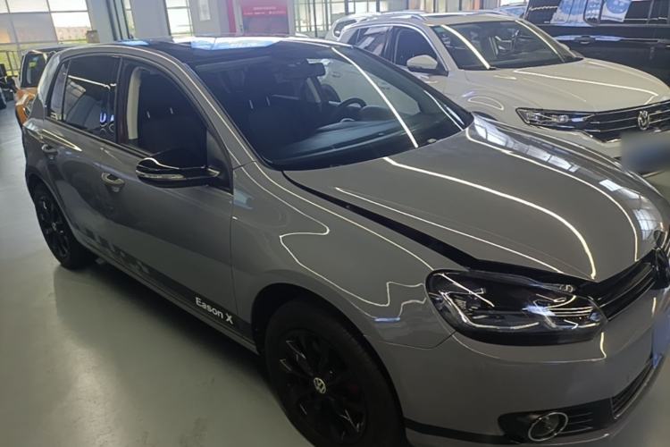 Used Volkswagen Golf 2012 1.4 TSI Automatic Comfort Edition Front Right 45 Deg