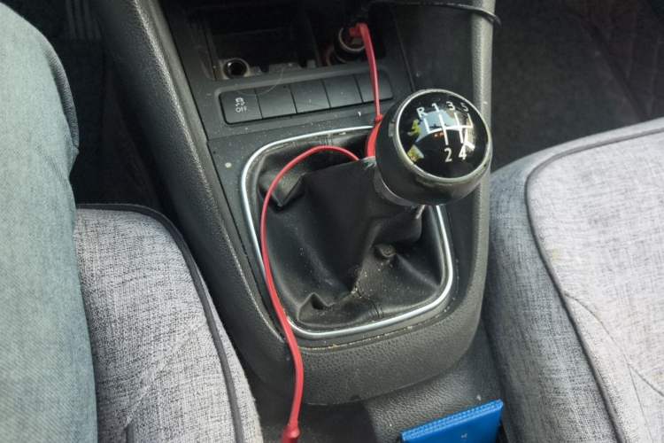 Used Volkswagen Golf 2012 1.6 Manual Comfort Edition Gear Lever