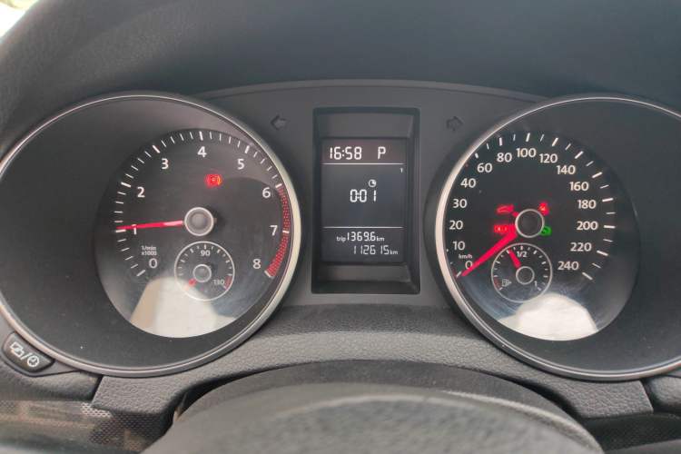 Used Volkswagen Golf 2012 1.6L Automatic Comfort Model Instrument Cluster