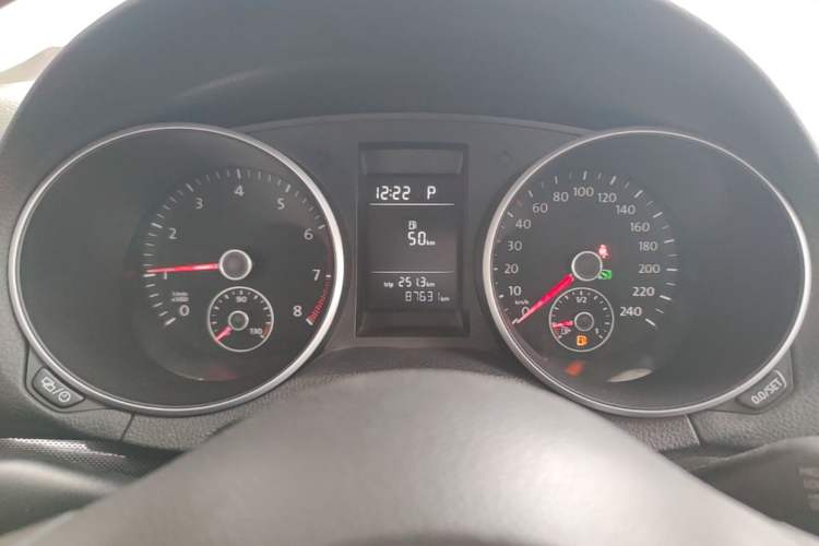 Used Volkswagen Golf 2012 1.6L Automatic Comfort Model Instrument Cluster
