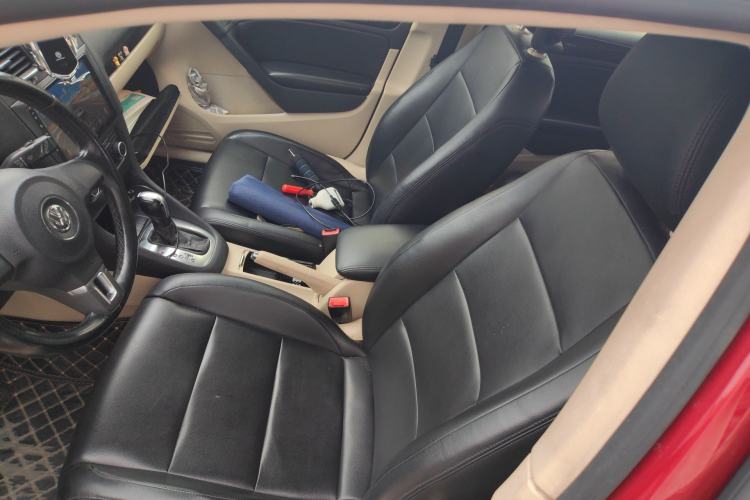 Used Volkswagen Golf 2012 1.6L Automatic Comfort Model Left Front Seat