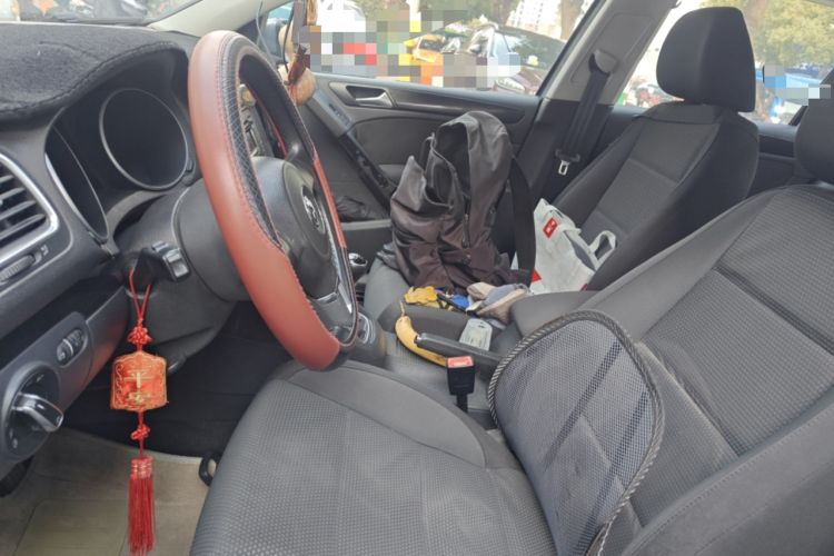 Used Volkswagen Golf 2012 1.6 Manual Comfort Edition Left Front Seat