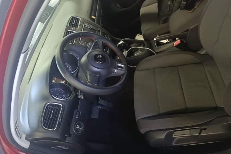 Used Volkswagen Golf 2012 1.4 TSI Automatic Comfort Edition Left Front Seat