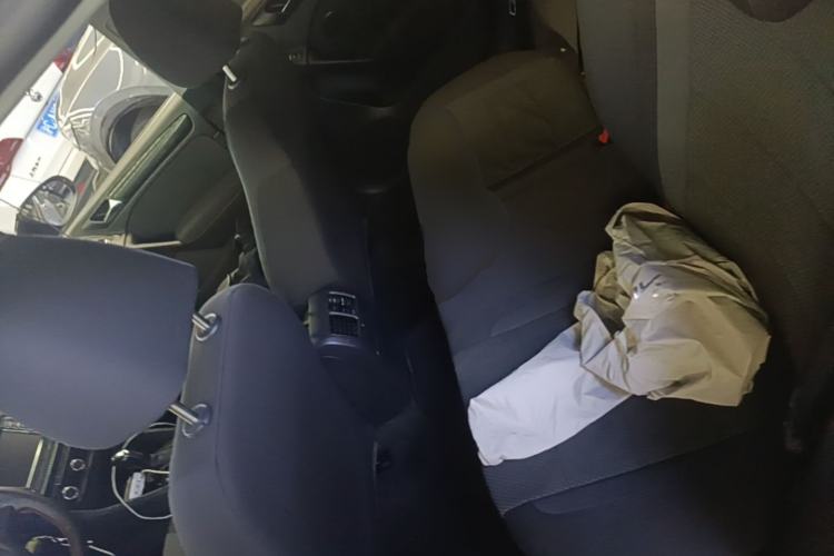 Used Volkswagen Golf 2012 1.4 TSI Automatic Comfort Edition Left Rear Seat