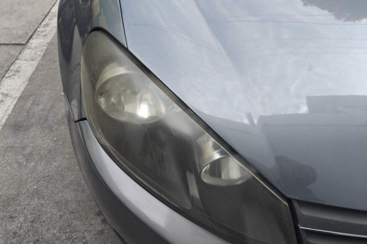 Used Volkswagen Golf 2012 1.6 Manual Comfort Edition Right Front Headlight