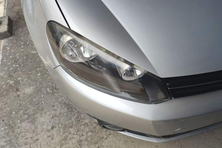 Used Volkswagen Golf 2012 1.6L Automatic Comfort Model Right Front Headlight