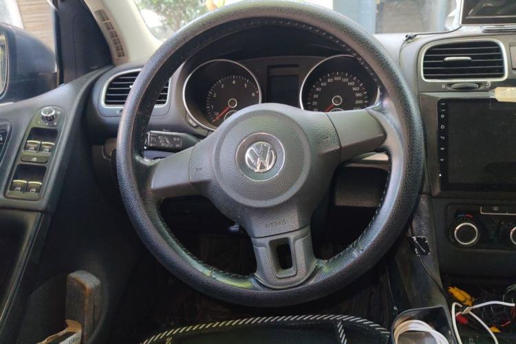 Used Volkswagen Golf 2012 1.6 Manual Fashion Edition Steering Wheel