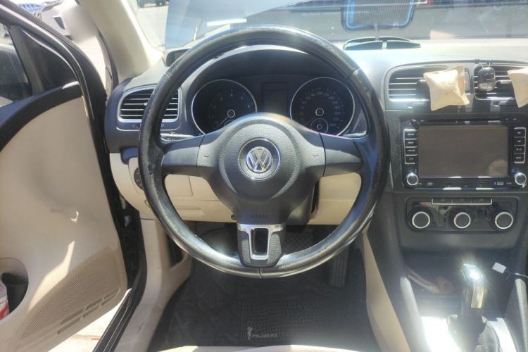 Used Volkswagen Golf 2012 1.4TSI Automatic Luxury Edition Steering Wheel