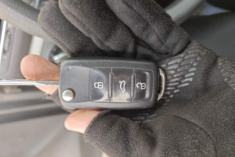 Used Volkswagen Golf 2012 1.6 Manual Fashion Edition Vehicle Key