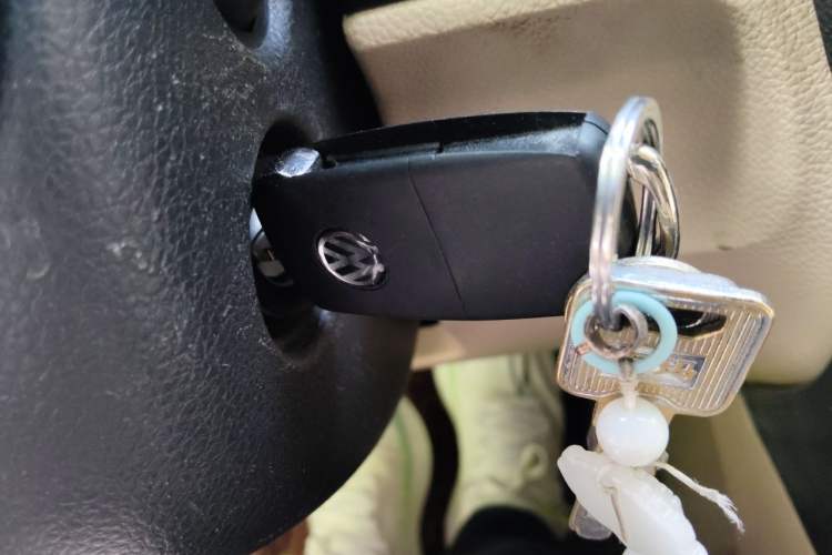 Used Volkswagen Golf 2012 1.6 Manual Comfort Edition Vehicle Key