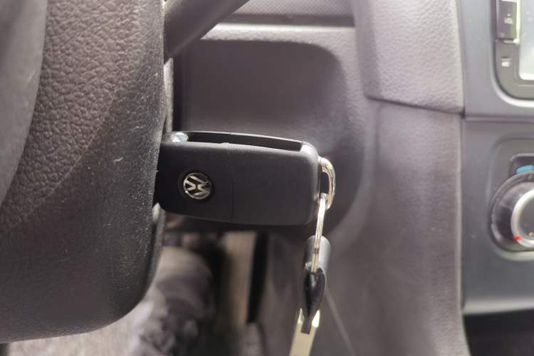 Used Volkswagen Golf 2012 1.4 TSI Automatic Comfort Edition Vehicle Key
