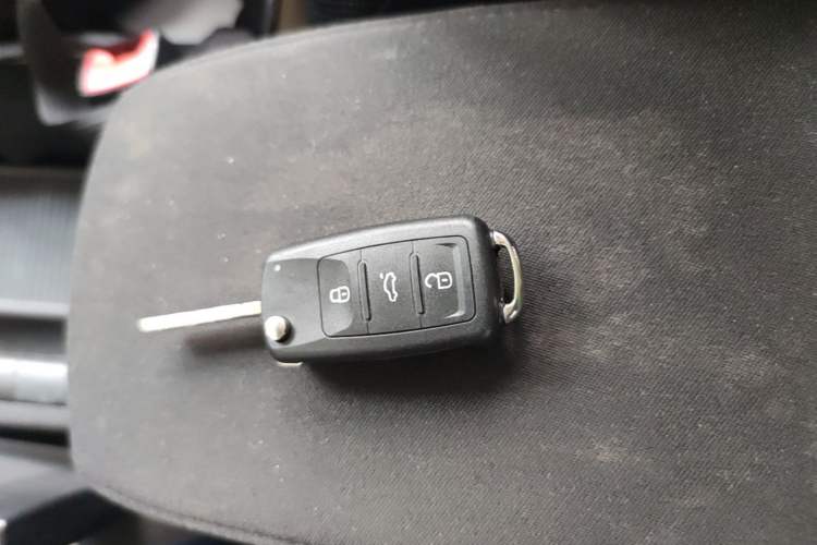 Used Volkswagen Golf 2012 1.6L Automatic Comfort Model Vehicle Key