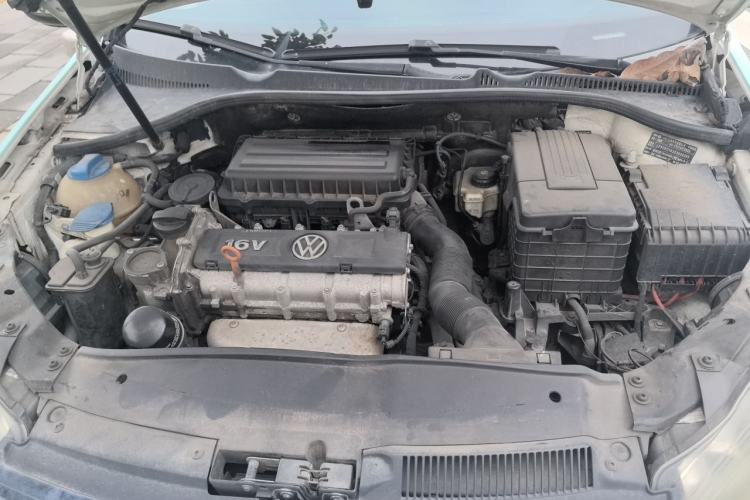 Used Volkswagen Golf 2012 1.6L Automatic Fashion Model Engine Bay
