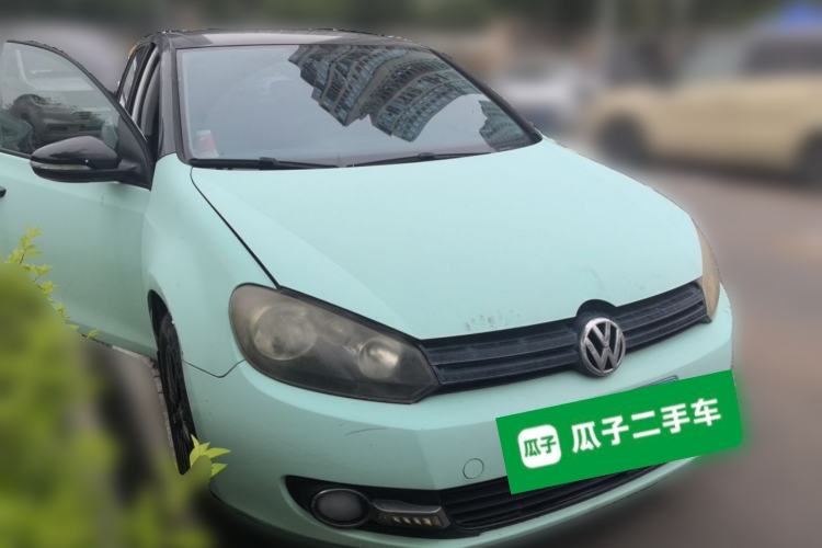 Used Volkswagen Golf 2012 1.6L Automatic Fashion Model Front Right 45 Deg