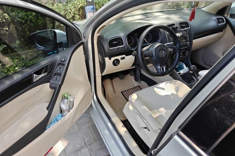 Used Volkswagen Golf 2012 1.4 TSI Manual Comfort Edition Driver Seat
