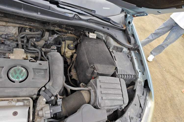 Used Volkswagen Golf 2012 1.4 TSI Automatic Comfort Edition Engine Bay Left
