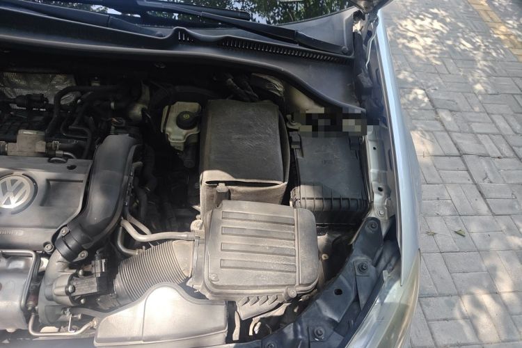 Used Volkswagen Golf 2012 1.4 TSI Manual Comfort Edition Engine Bay Left