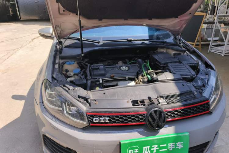 Used Volkswagen Golf 2012 1.4TSI Automatic Luxury Edition Engine Bay Right