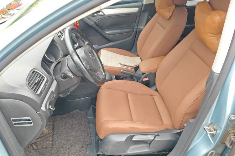 Used Volkswagen Golf 2012 1.4 TSI Automatic Comfort Edition Left Front Seat