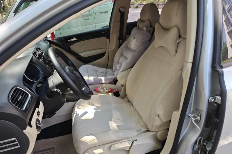 Used Volkswagen Golf 2012 1.4 TSI Manual Comfort Edition Left Front Seat