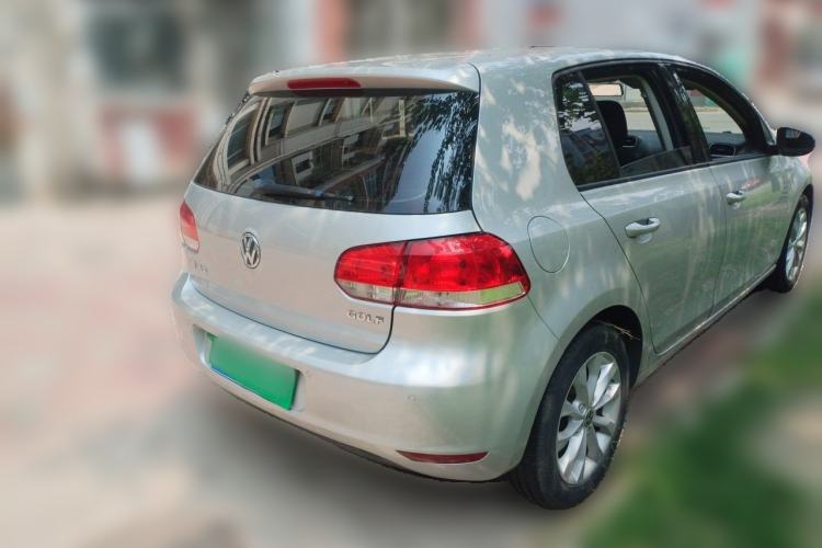 Used Volkswagen Golf 2012 1.6L Automatic Comfort Model Rear Right 45 Deg