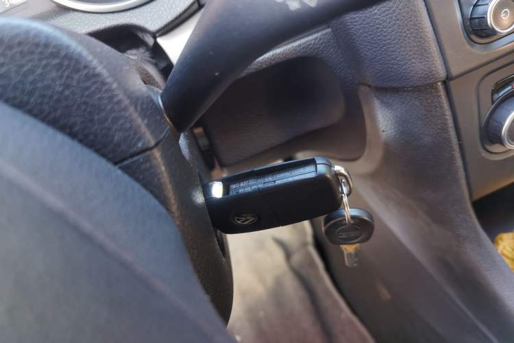 Used Volkswagen Golf 2012 1.4TSI Automatic Luxury Edition Vehicle Key