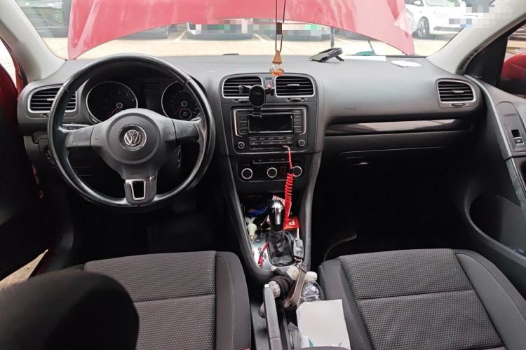 Used Volkswagen Golf 2012 1.4 TSI Automatic Comfort Edition Center Console