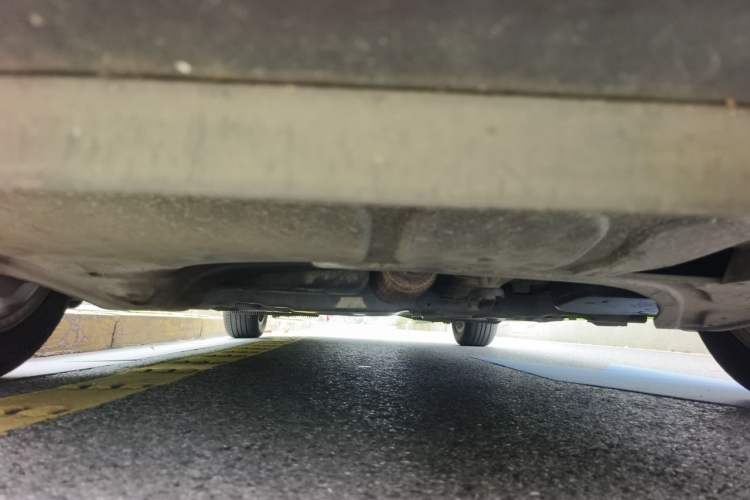 Used Volkswagen Golf 2012 1.6L Automatic Comfort Model Chassis Front