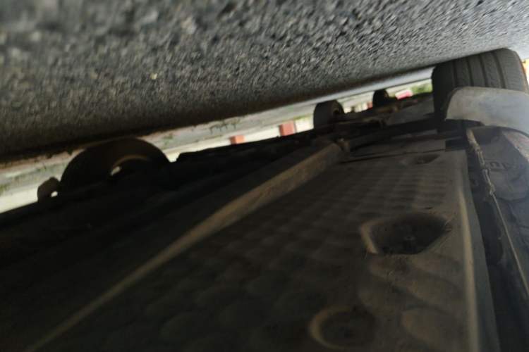 Used Volkswagen Golf 2012 1.6L Automatic Comfort Model Chassis Front Left