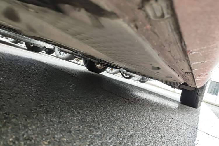 Used Volkswagen Golf 2012 1.6L Automatic Comfort Model Chassis Front Left