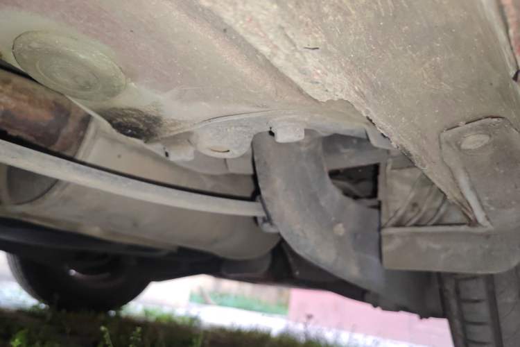 Used Volkswagen Golf 2012 1.6 Manual Fashion Edition Chassis Rear Left