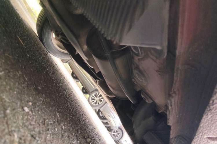 Used Volkswagen Golf 2012 1.6L Automatic Comfort Model Chassis Rear Left