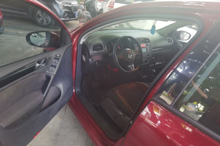 Used Volkswagen Golf 2012 1.6 Manual Comfort Edition Driver Seat