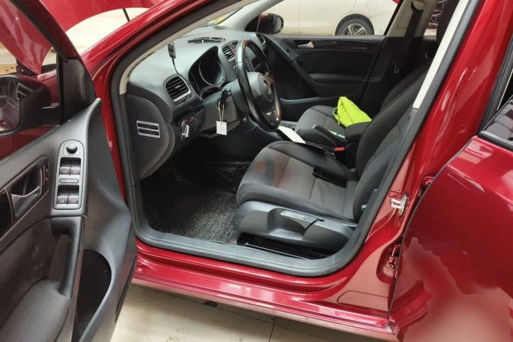 Used Volkswagen Golf 2012 1.6L Automatic Comfort Model Driver Seat