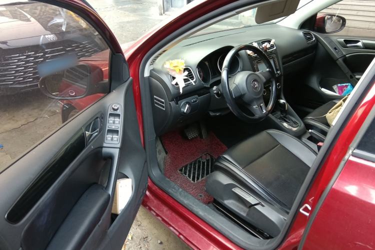 Used Volkswagen Golf 2012 1.6L Automatic Comfort Model Driver Seat