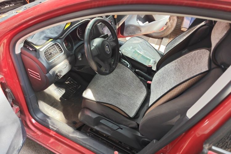 Used Volkswagen Golf 2012 1.6L Automatic Fashion Model Driver Seat