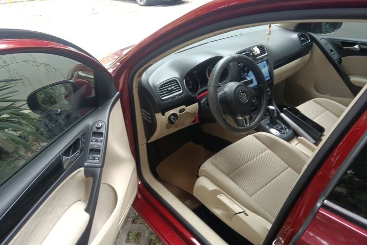 Used Volkswagen Golf 2012 1.4 TSI Automatic Comfort Edition Driver Seat