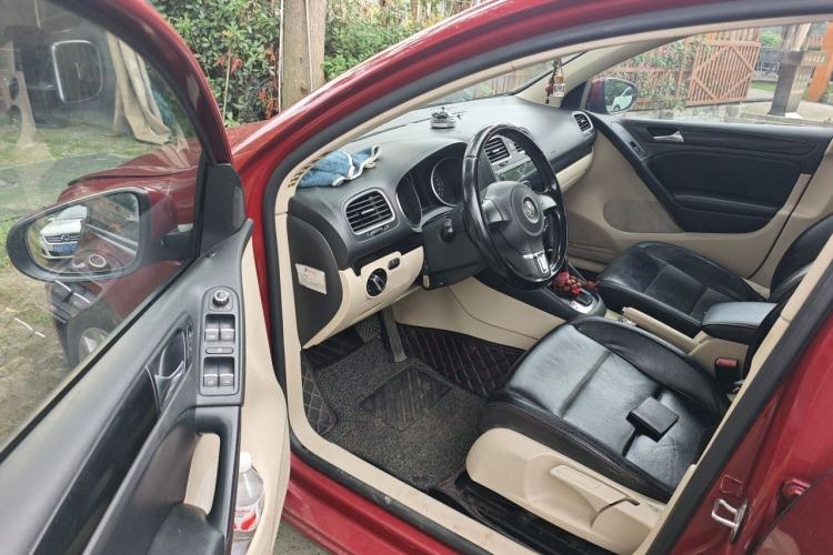 Used Volkswagen Golf 2012 1.6L Automatic Comfort Model Driver Seat