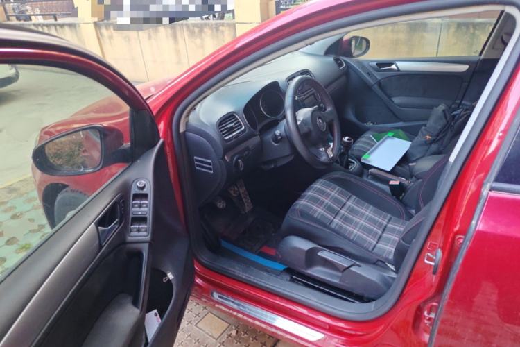 Used Volkswagen Golf 2012 1.6 Manual Fashion Edition Driver Seat