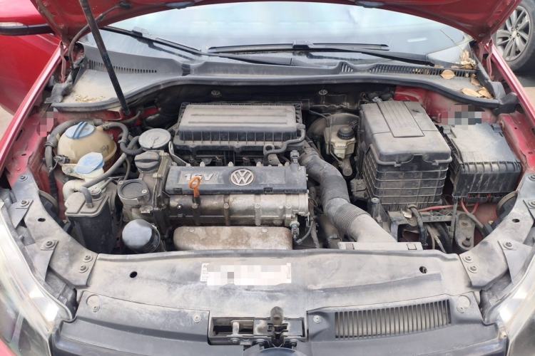 Used Volkswagen Golf 2012 1.6 Manual Fashion Edition Engine Bay